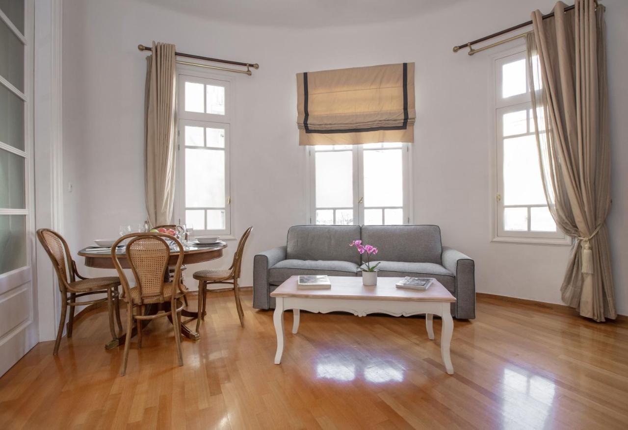 Neoclassical Apartment Close To Syntagma-Plaka By Ghh Афины Экстерьер фото