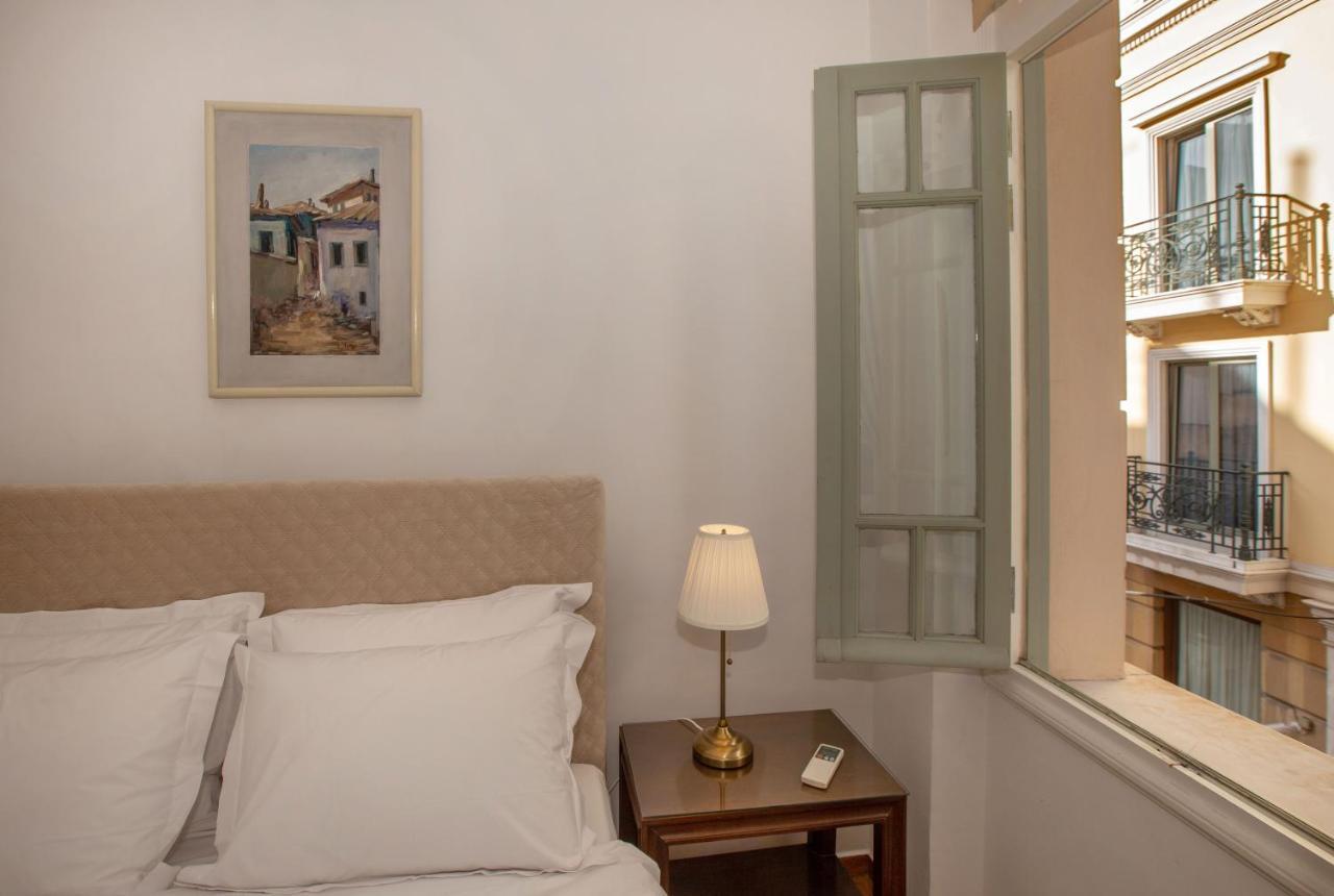 Neoclassical Apartment Close To Syntagma-Plaka By Ghh Афины Экстерьер фото